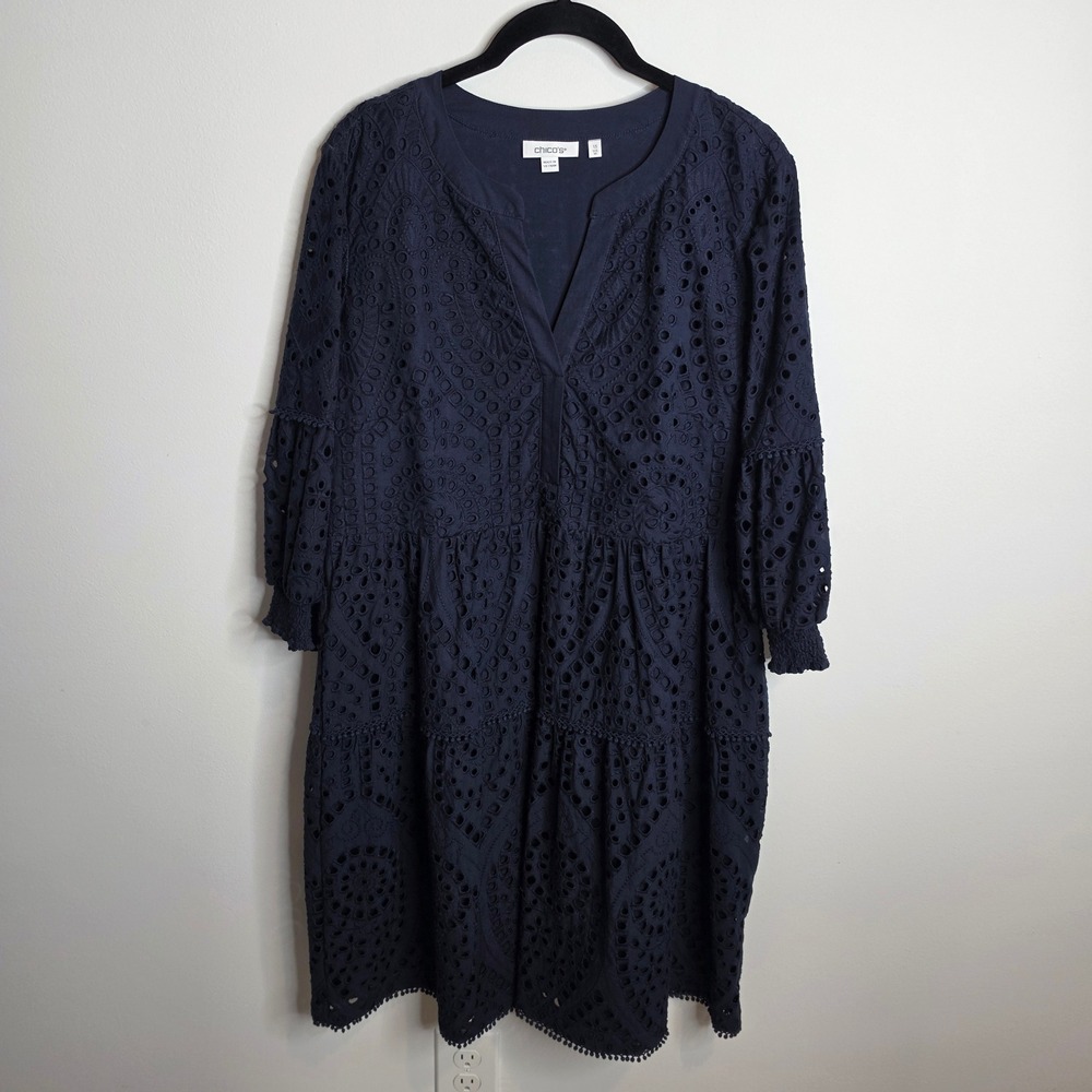 Chico's NWT Eyelet Tiered Smocked Dress Womens 1.5 (10) Classic Navy